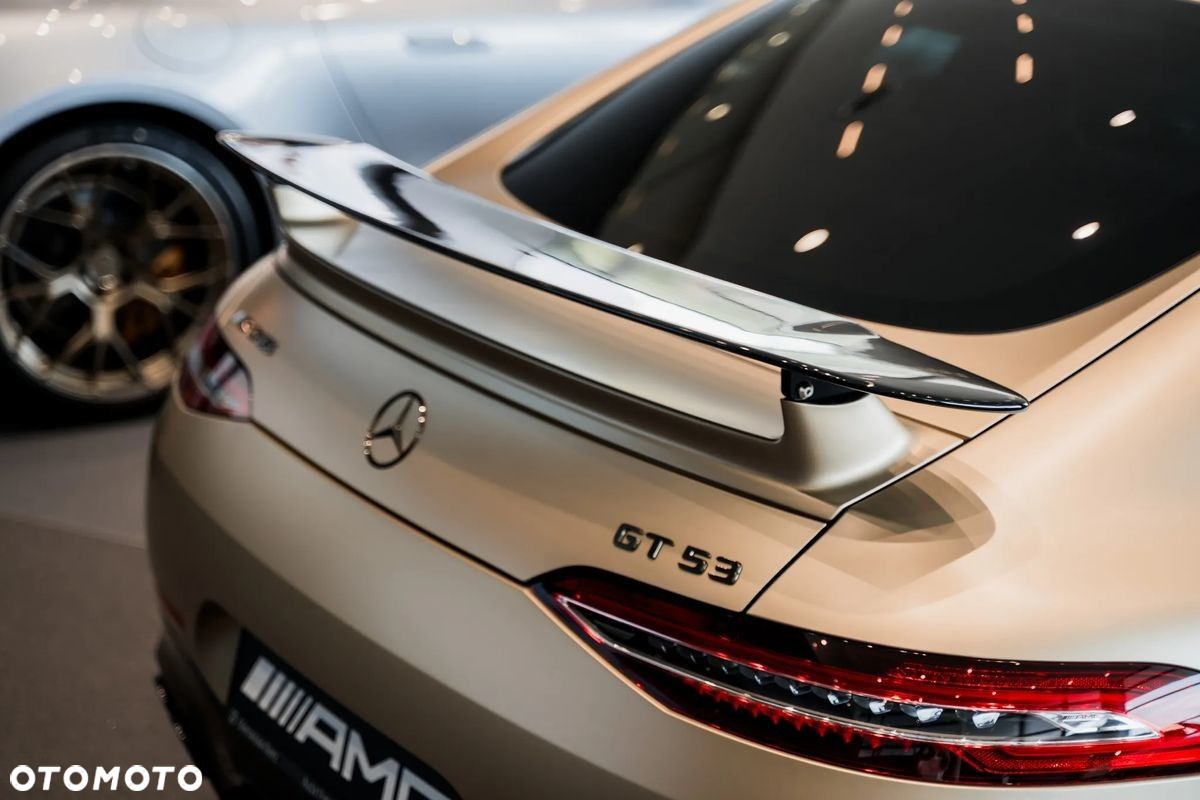 Mercedes-Benz AMG GT - 13