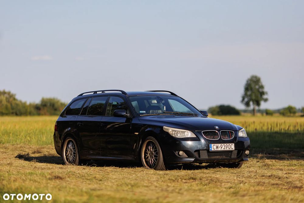 BMW Seria 5 530d xDrive - 7
