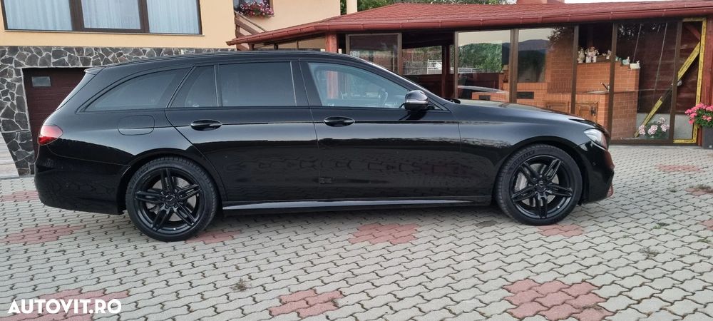 Mercedes-Benz E - 6