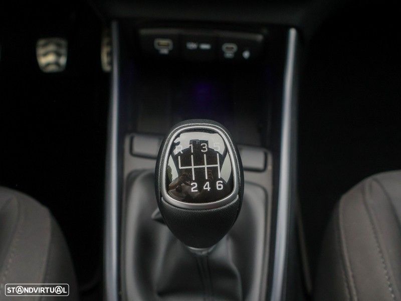 Hyundai Bayon 1.0 T-GDI Premium TT - 16
