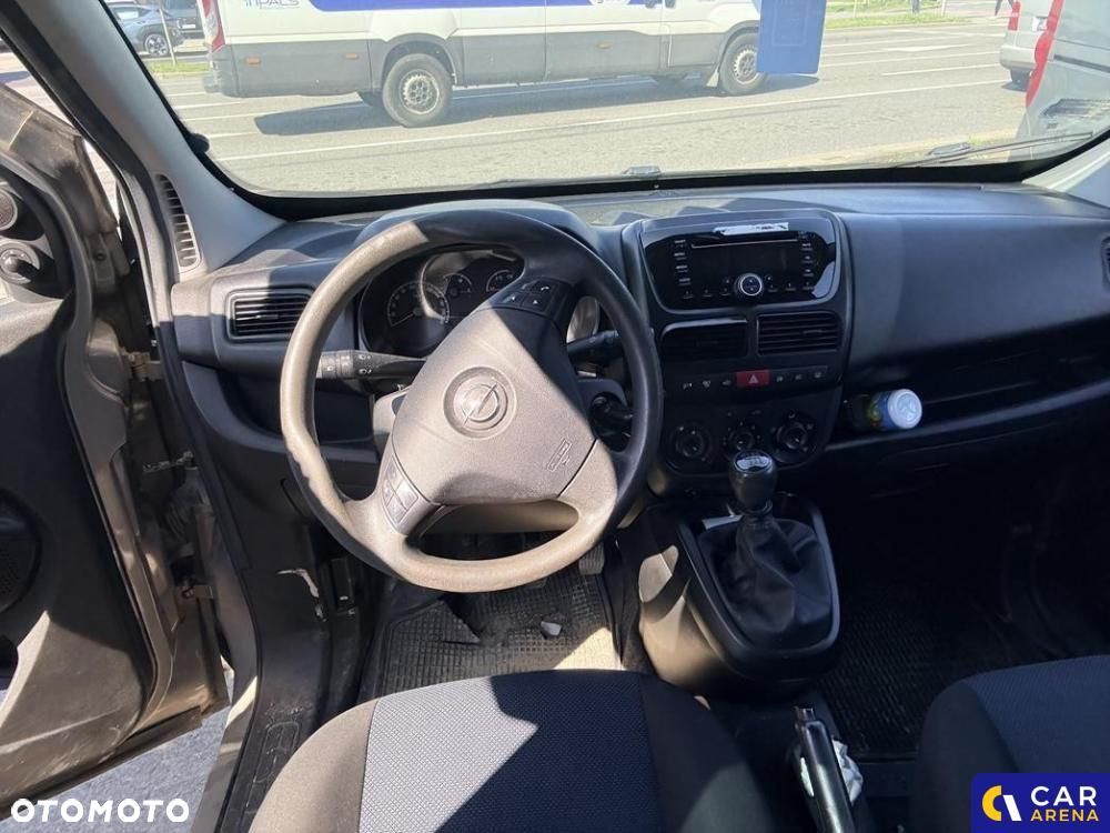 Opel Combo - 17