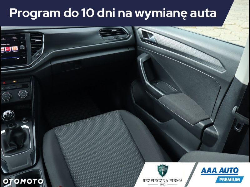 Volkswagen T-Roc - 9