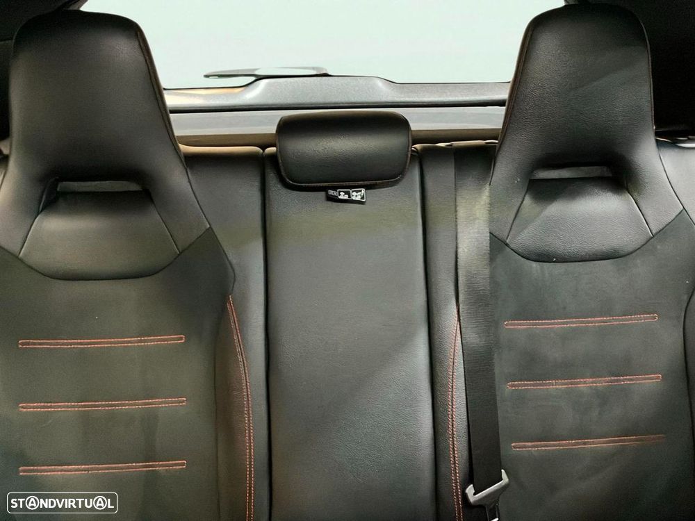 Mercedes-Benz A 200 - 18