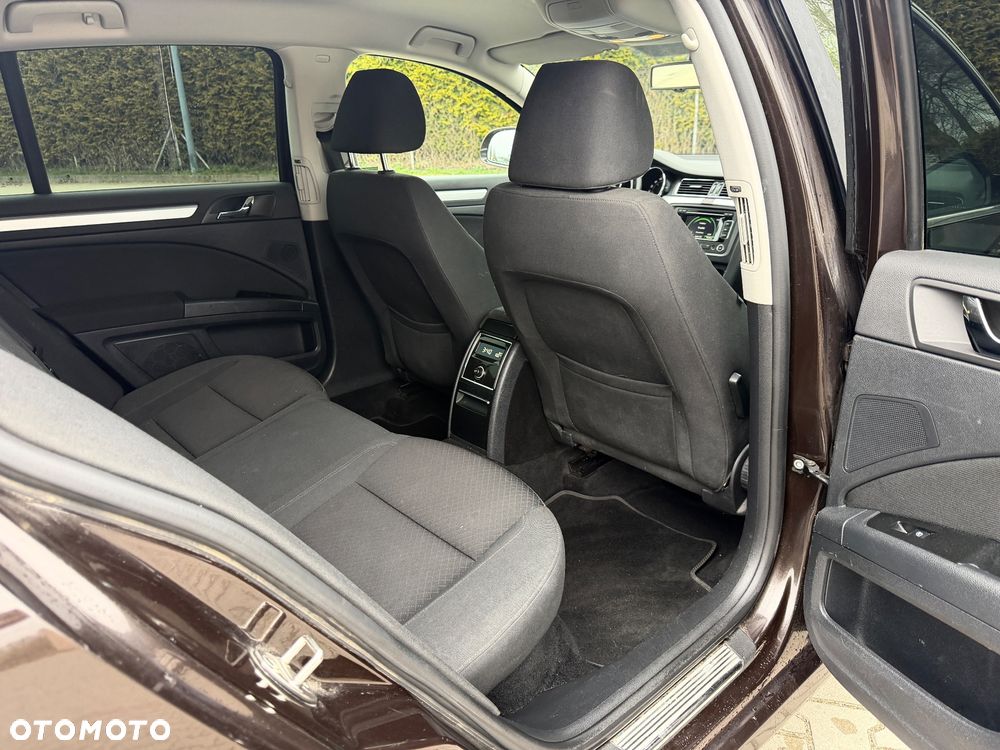 Skoda Superb 2.0 TDI Ambition - 8