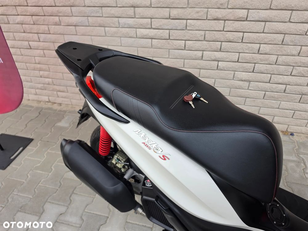 Piaggio Medley - 8