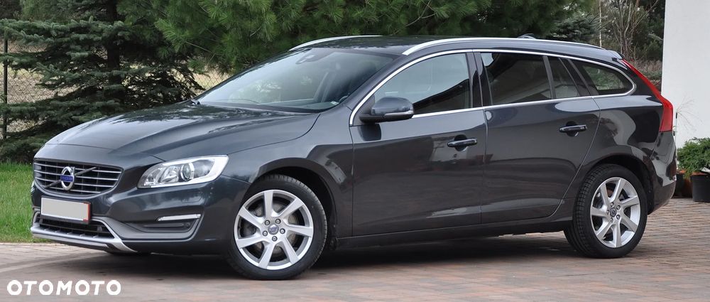 Volvo V60 D4 - 4
