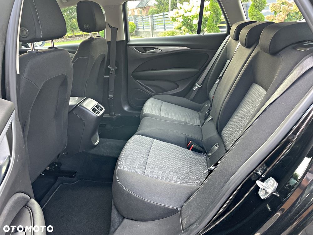 Opel Insignia Sp 1.5 ECOTEC Direct InjectionTurbo Business Innovation - 21