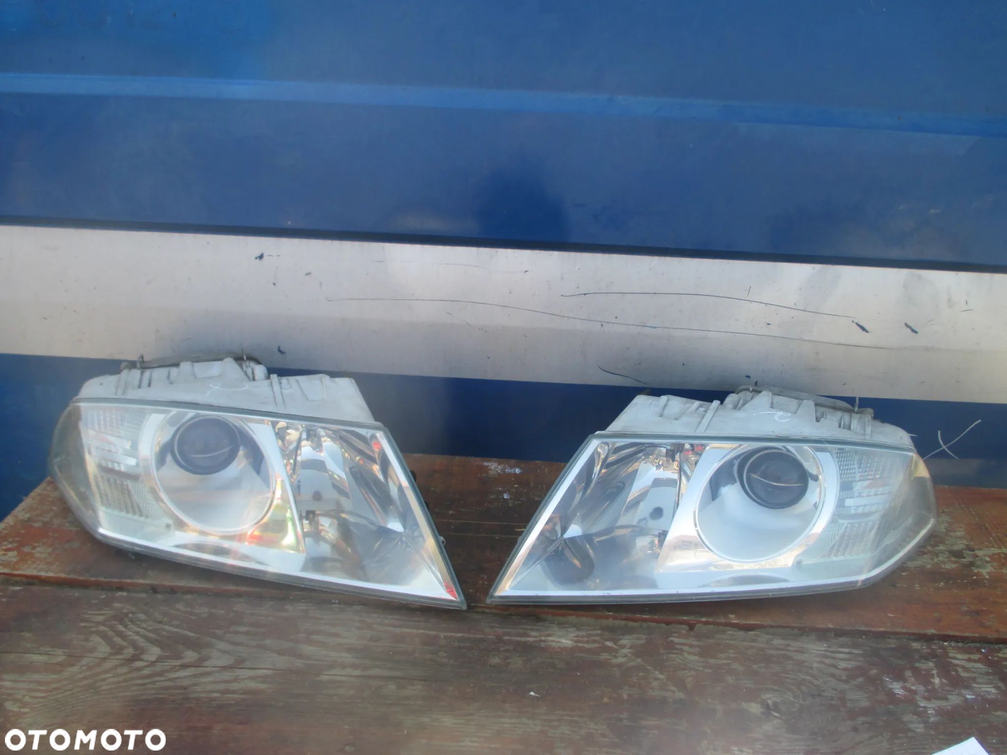 lampa Octavia II Xenon Orginał Europa - 1