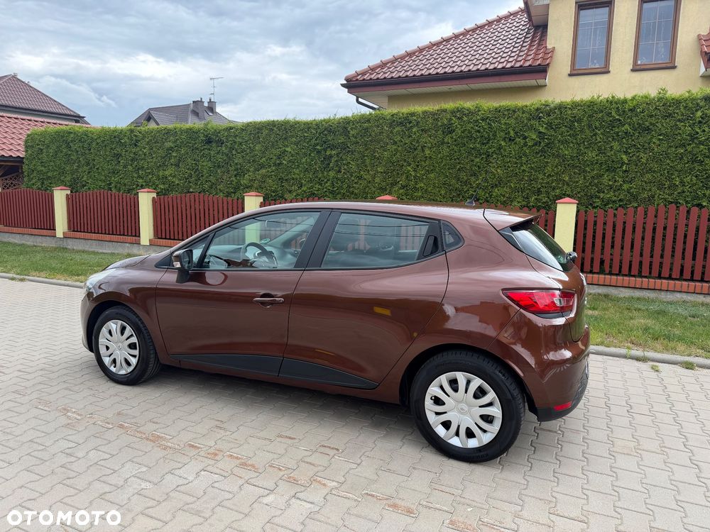Renault Clio 1.2 16V 75 TomTom Edition - 20