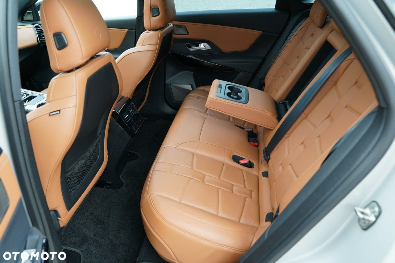 DS Automobiles DS 7 Crossback - 21