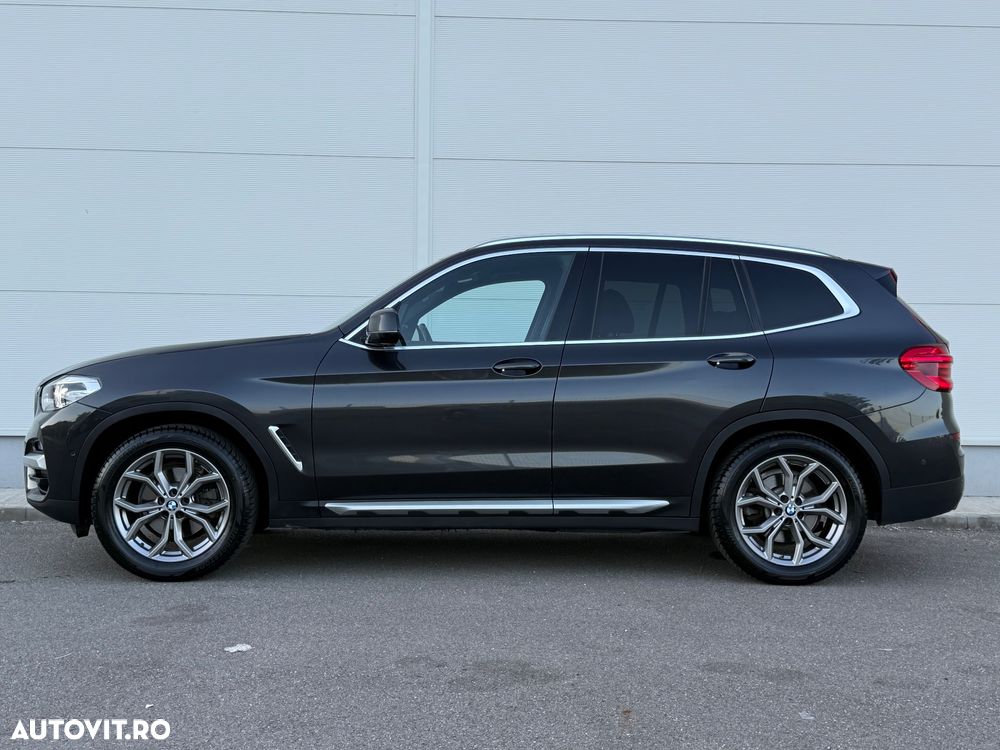 BMW X3 xDrive20d AT Luxury Line - 10