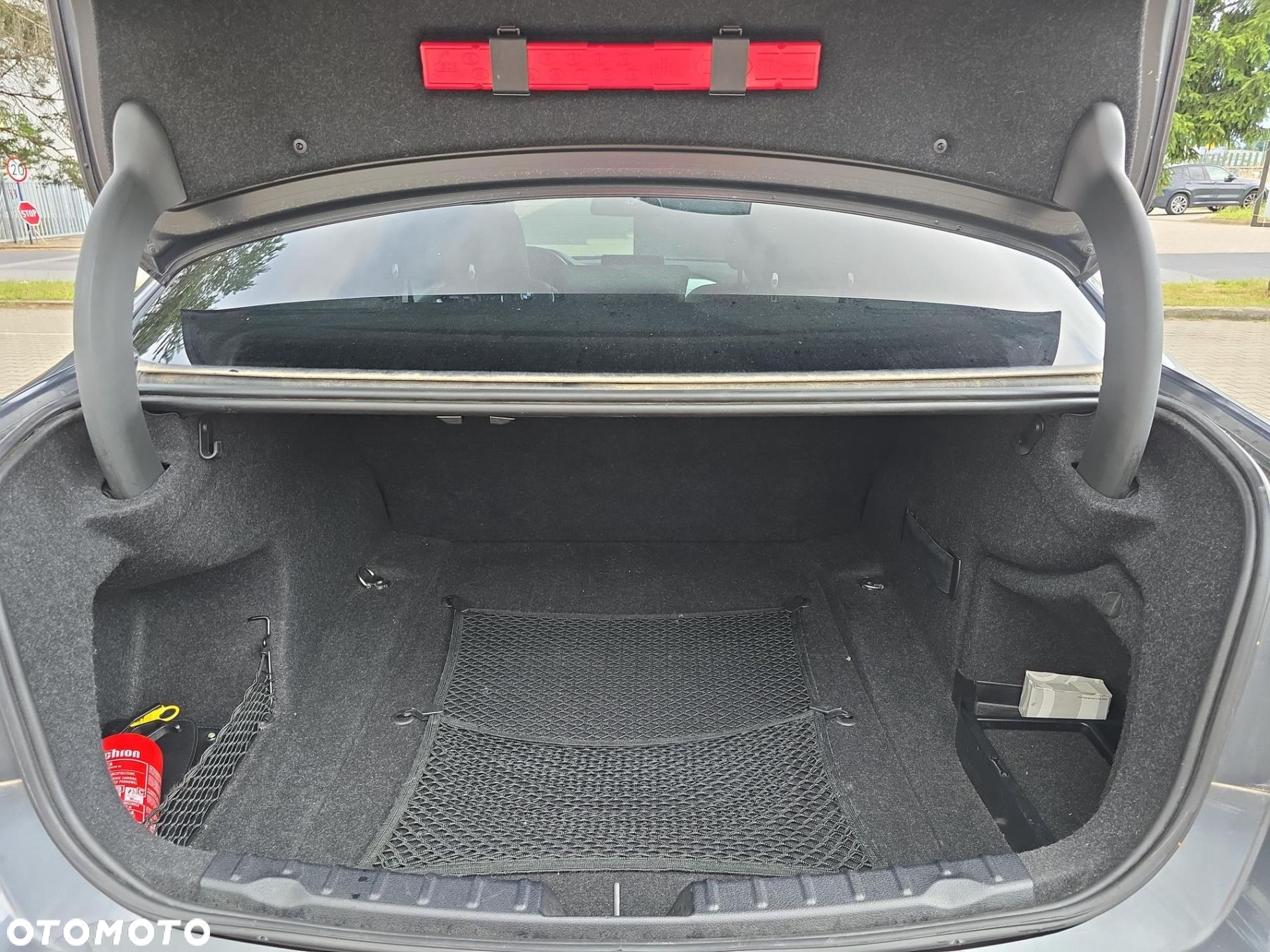 BMW Seria 3 320d Sport Line - 10