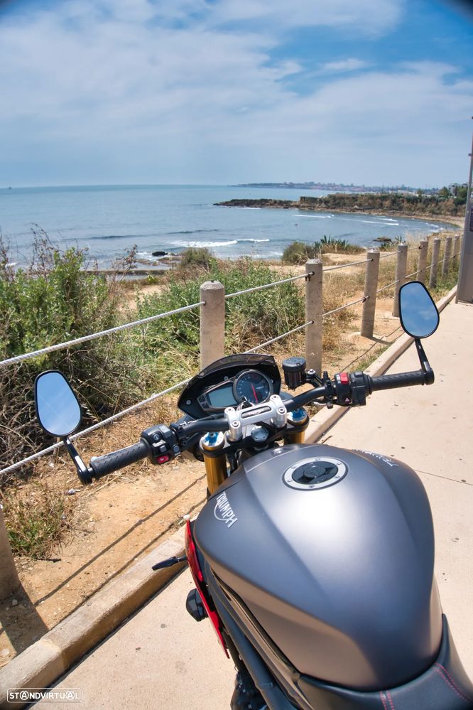 Triumph Speed Triple R - 7