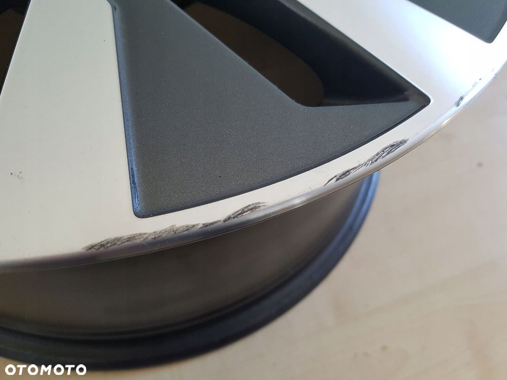 audi a6 c8 felga aluminiowa 18 cali 4k0601025b - 2