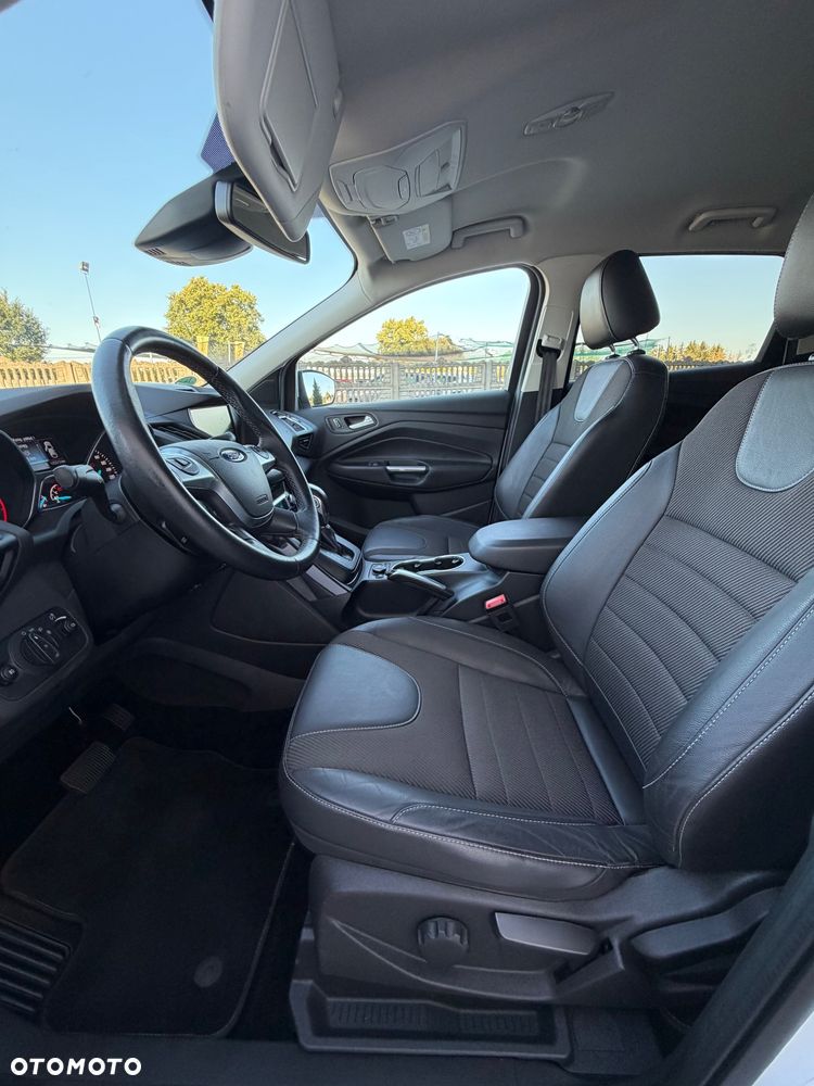 Ford Kuga 2.0 TDCi 4x4 Business Edition - 32