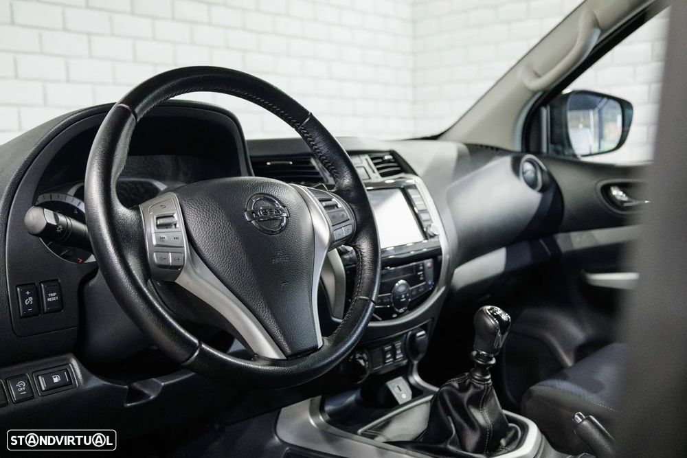 Nissan Navara 2.3 dCi CD 4WD N-Connecta - 29