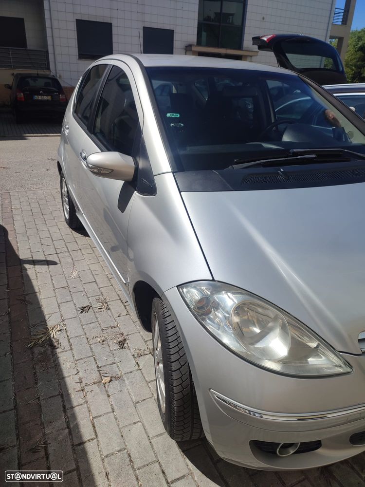 Mercedes-Benz A 180 CDI Elegance Automatic - 8