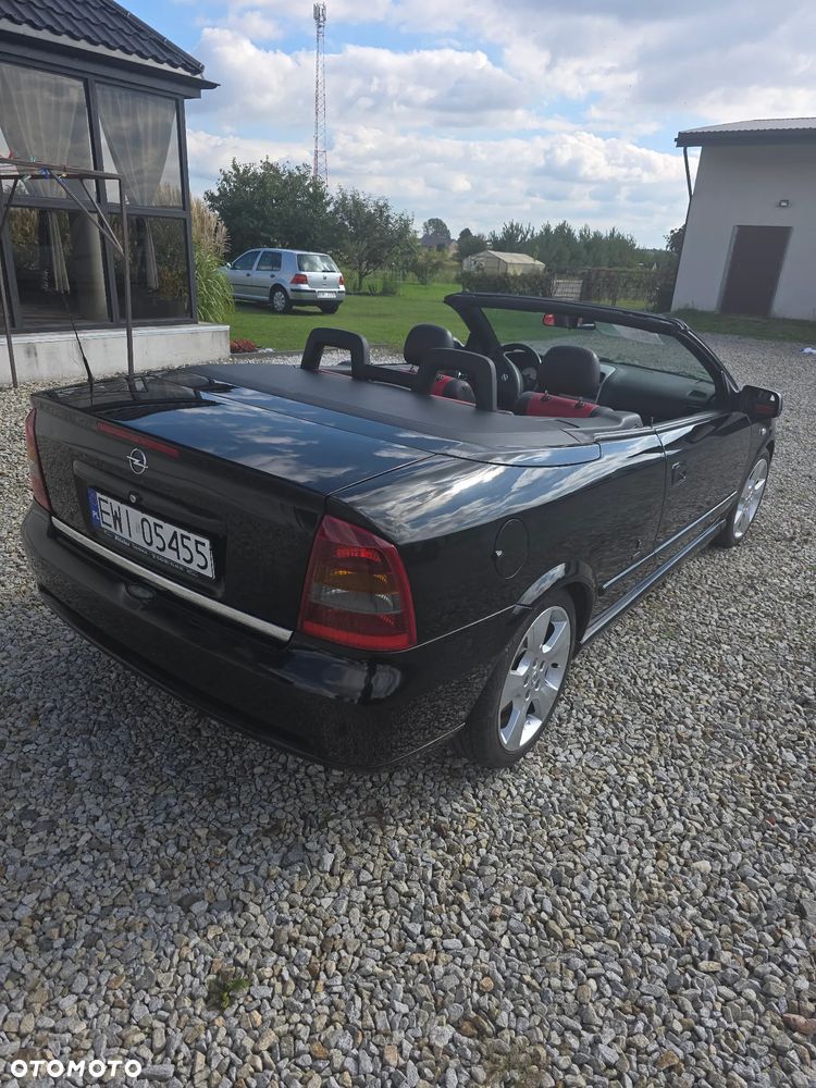 Opel Astra 1.8 16V Coupe Linea Rossa - 4