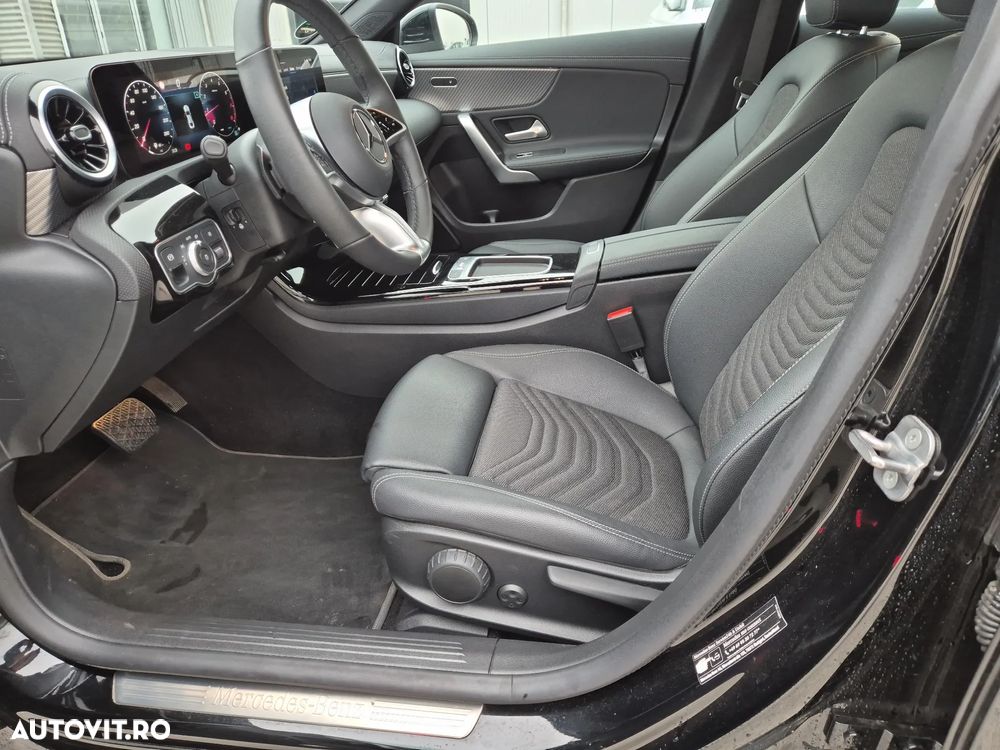 Mercedes-Benz CLA 180 7G-DCT - 10