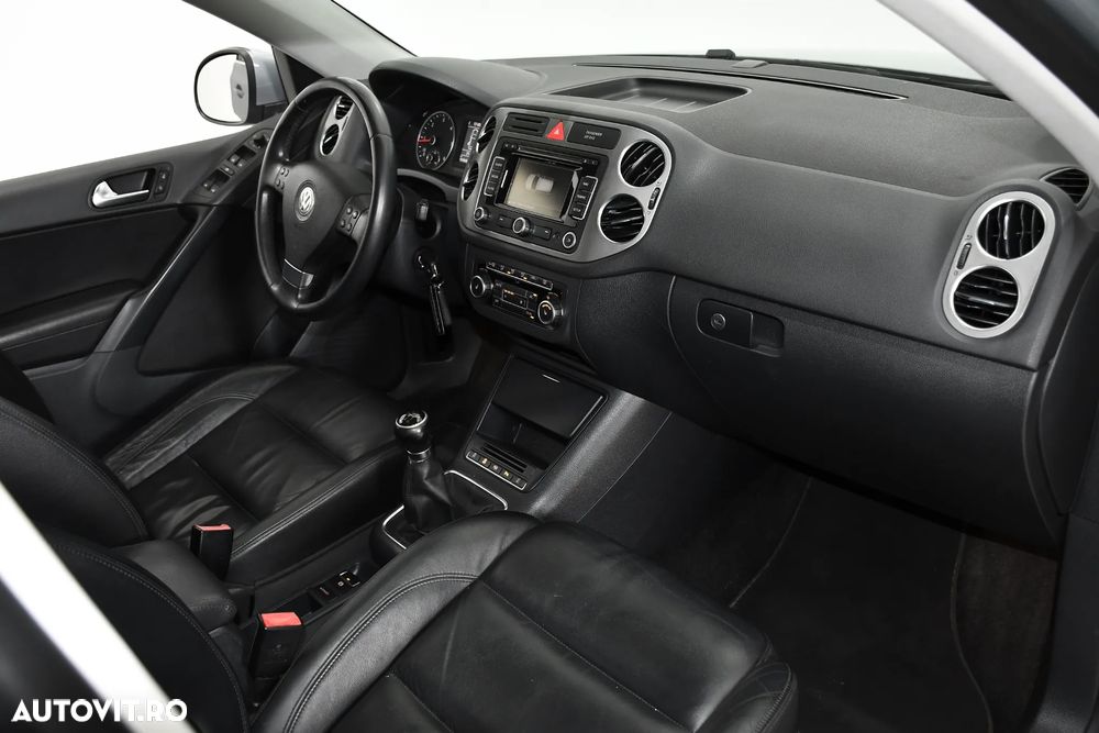 Volkswagen Tiguan 2.0 TDI 4Motion Sport & Style - 6