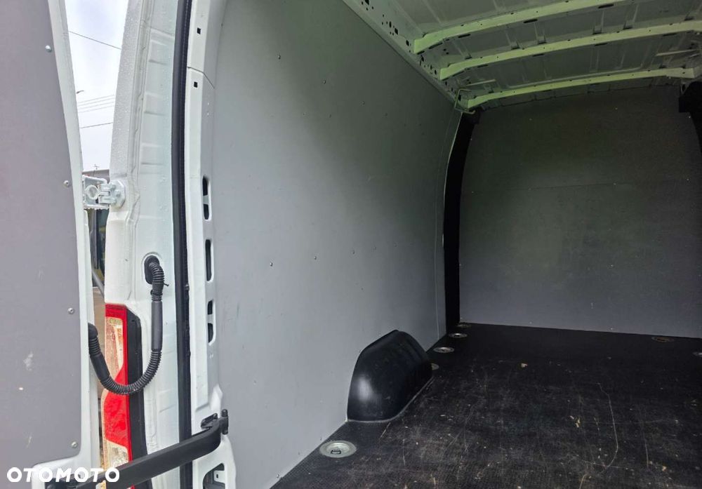 Renault Master - 33