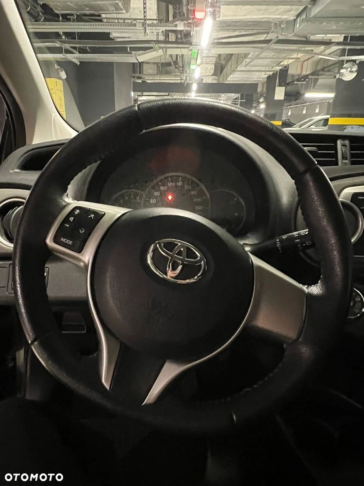Toyota Yaris 1.0 Active - 7