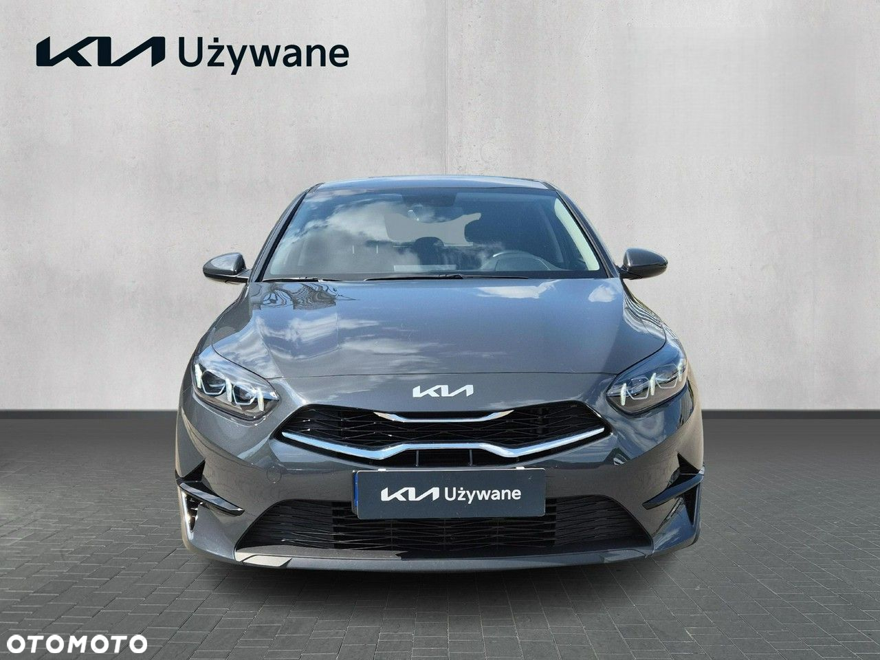 Kia Ceed - 8