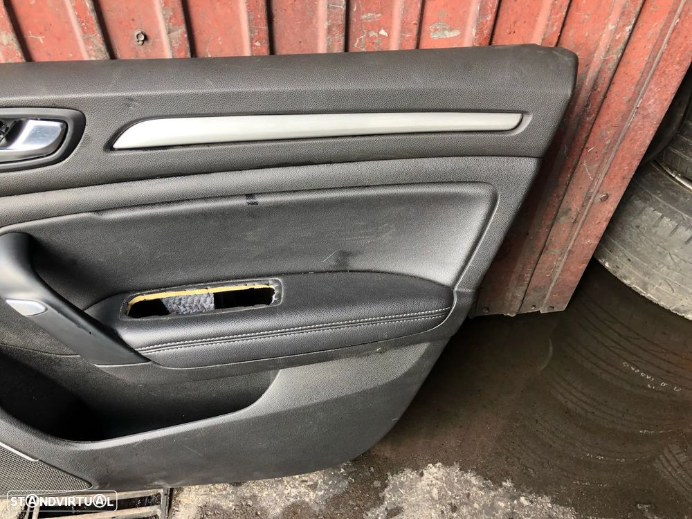 RENAULT MEGANE IV 4 FORRA QUARTELA PORTA FRENTE DIREITA - FP030 - 3