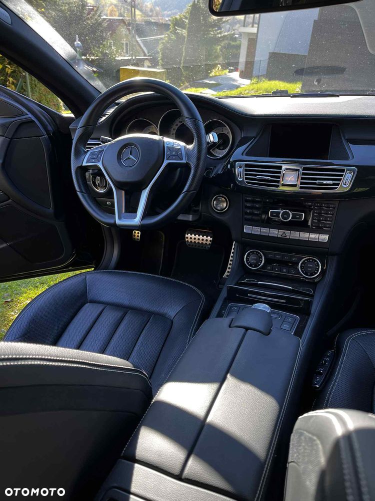 Mercedes-Benz CLS 350 BlueEffICIENCY - 14