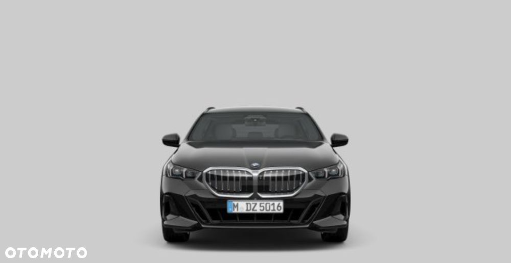 BMW Seria 5 540d xDrive - 10