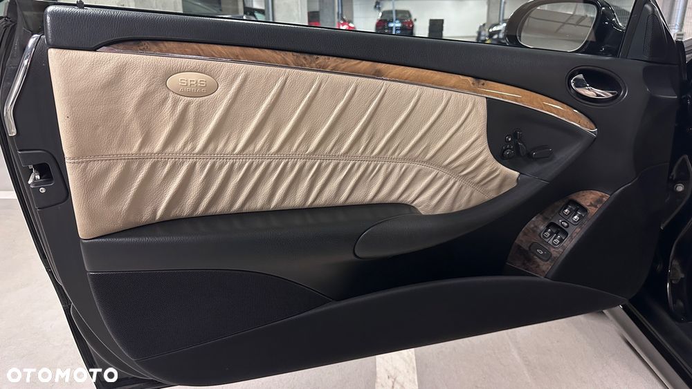 Mercedes-Benz CLK 350 7G-TRONIC Avantgarde - 28