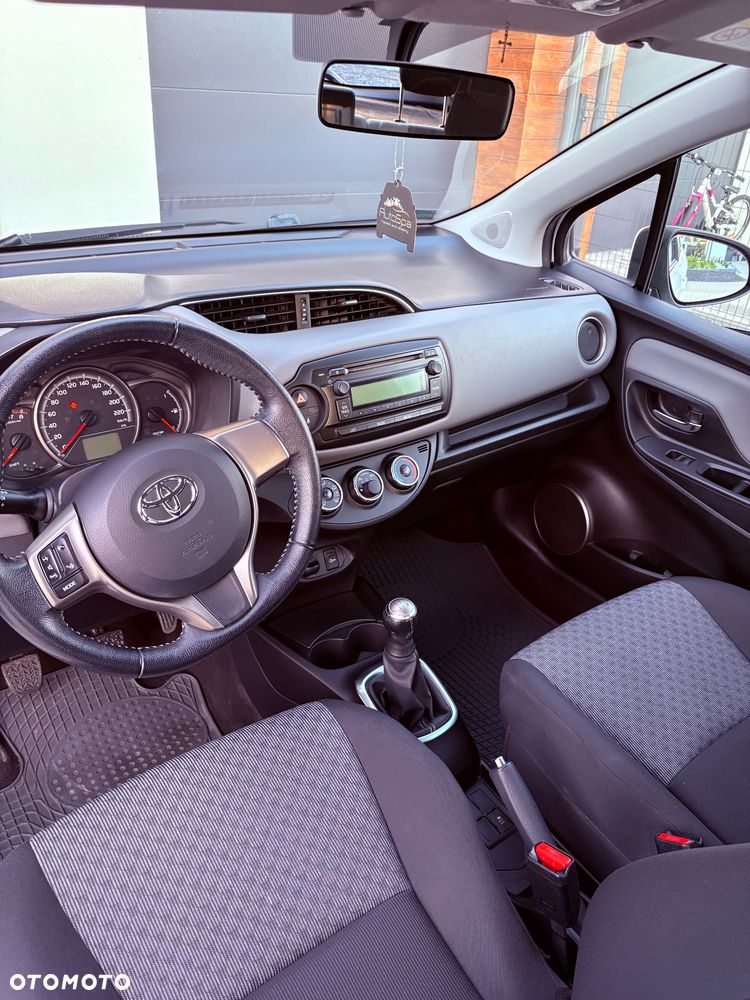 Toyota Yaris - 9