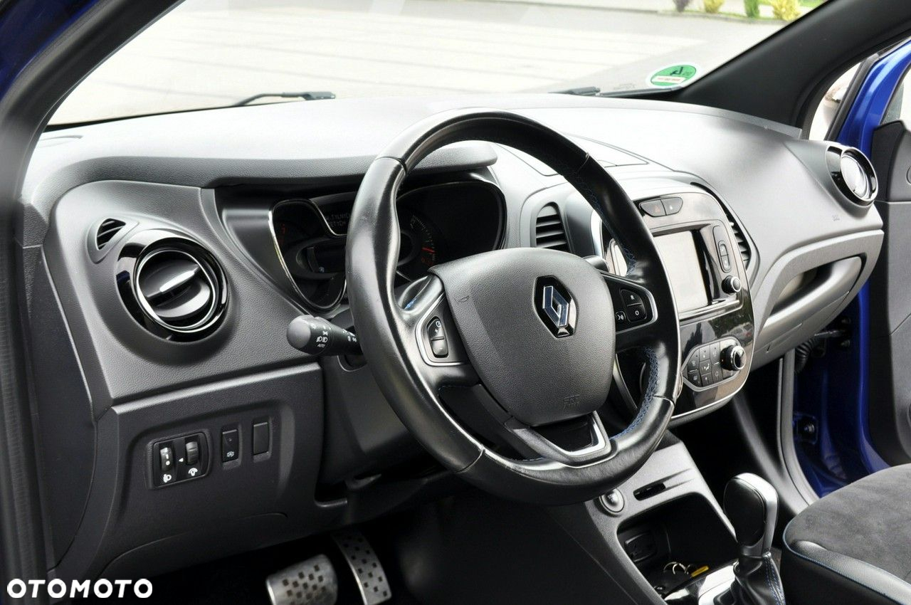 Renault Captur - 23