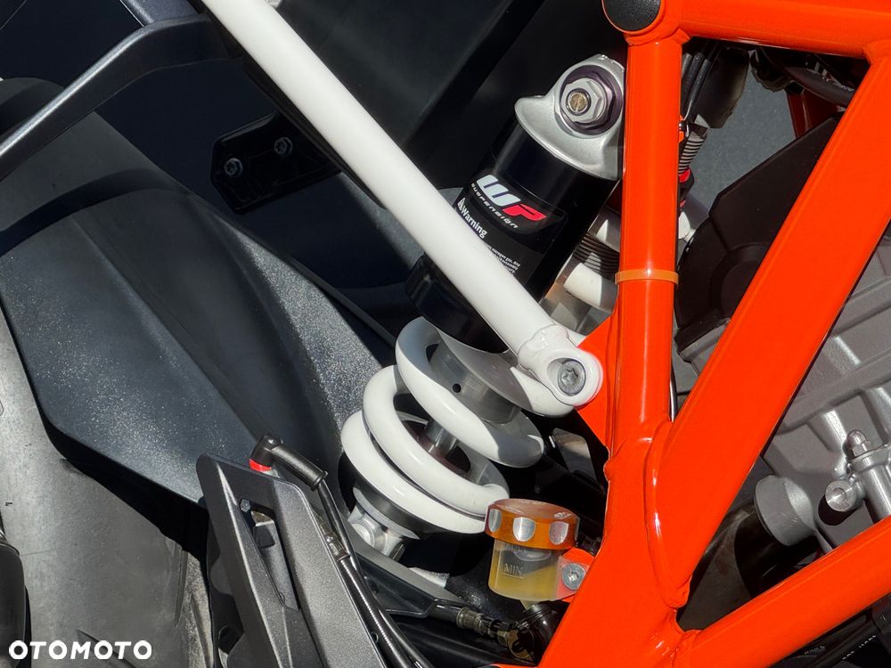 KTM Super Duke - 24