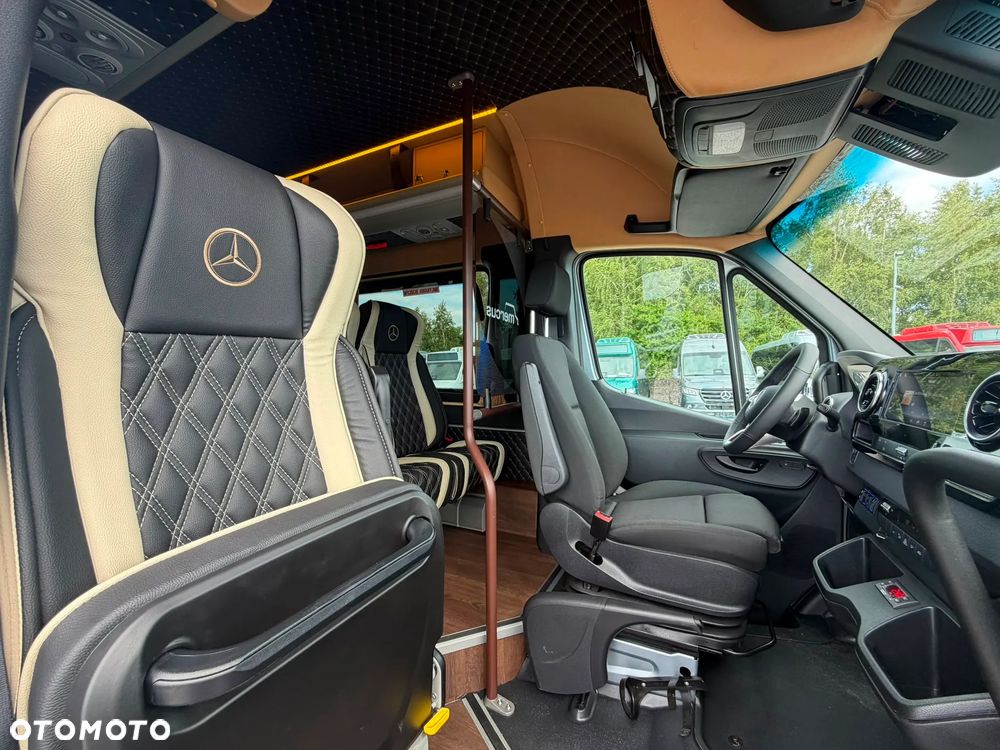 Mercedes-Benz Sprinter 519 - 22