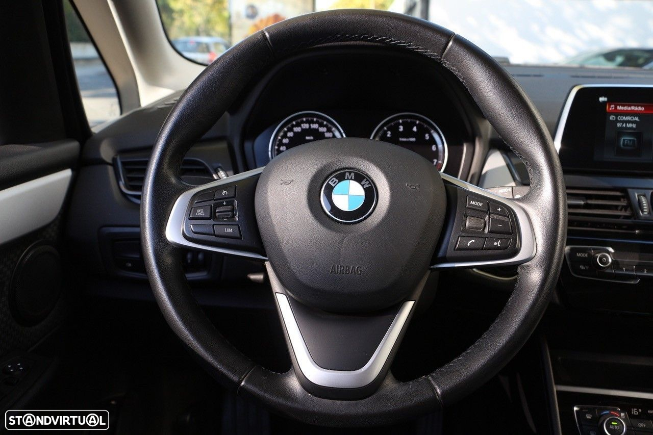 BMW 225xe Active Tourer Line Sport - 22