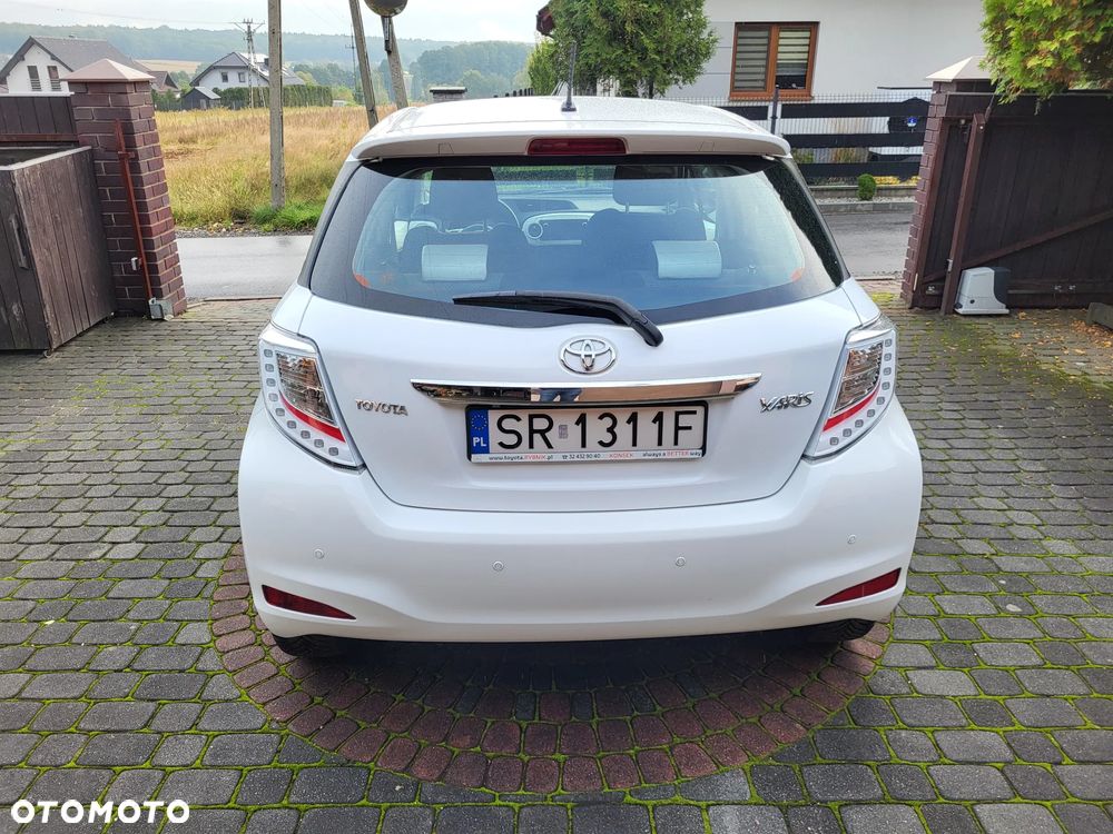Toyota Yaris - 4