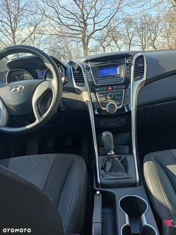 Hyundai i30 1.4 Classic - 9