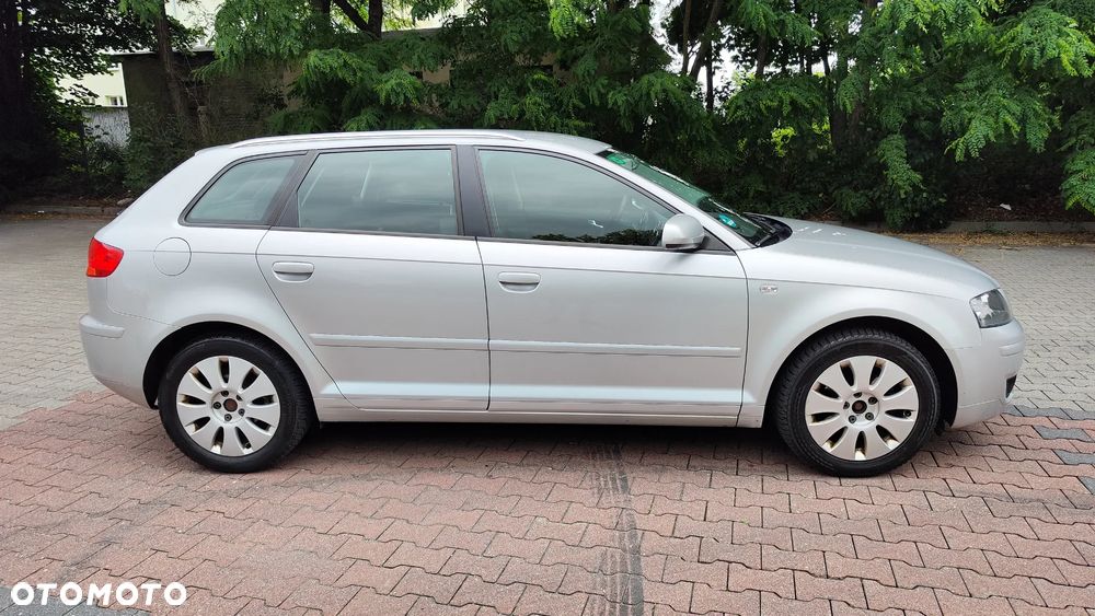 Audi A3 Sportback 1.6 Attraction - 11