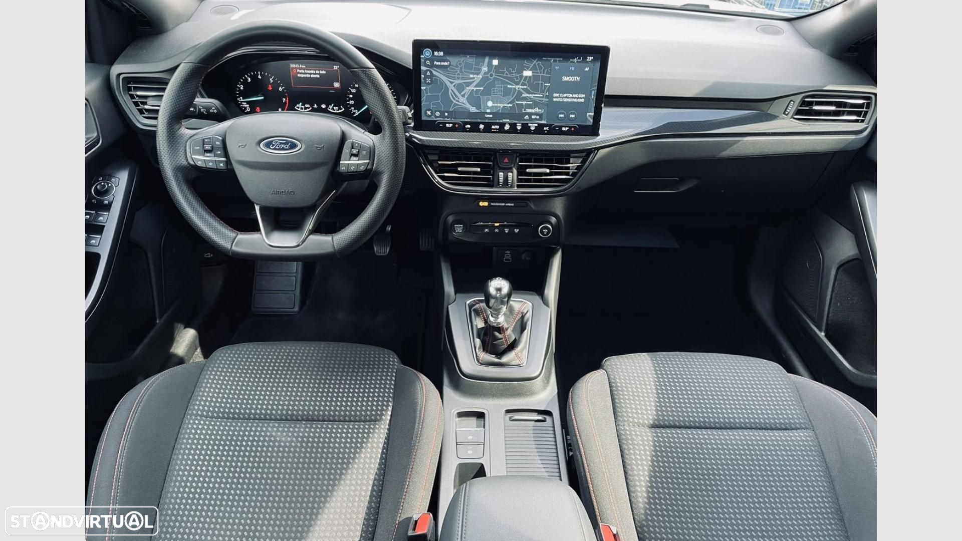 Ford Focus 1.0 EcoBoost MHEV ST-Line - 9