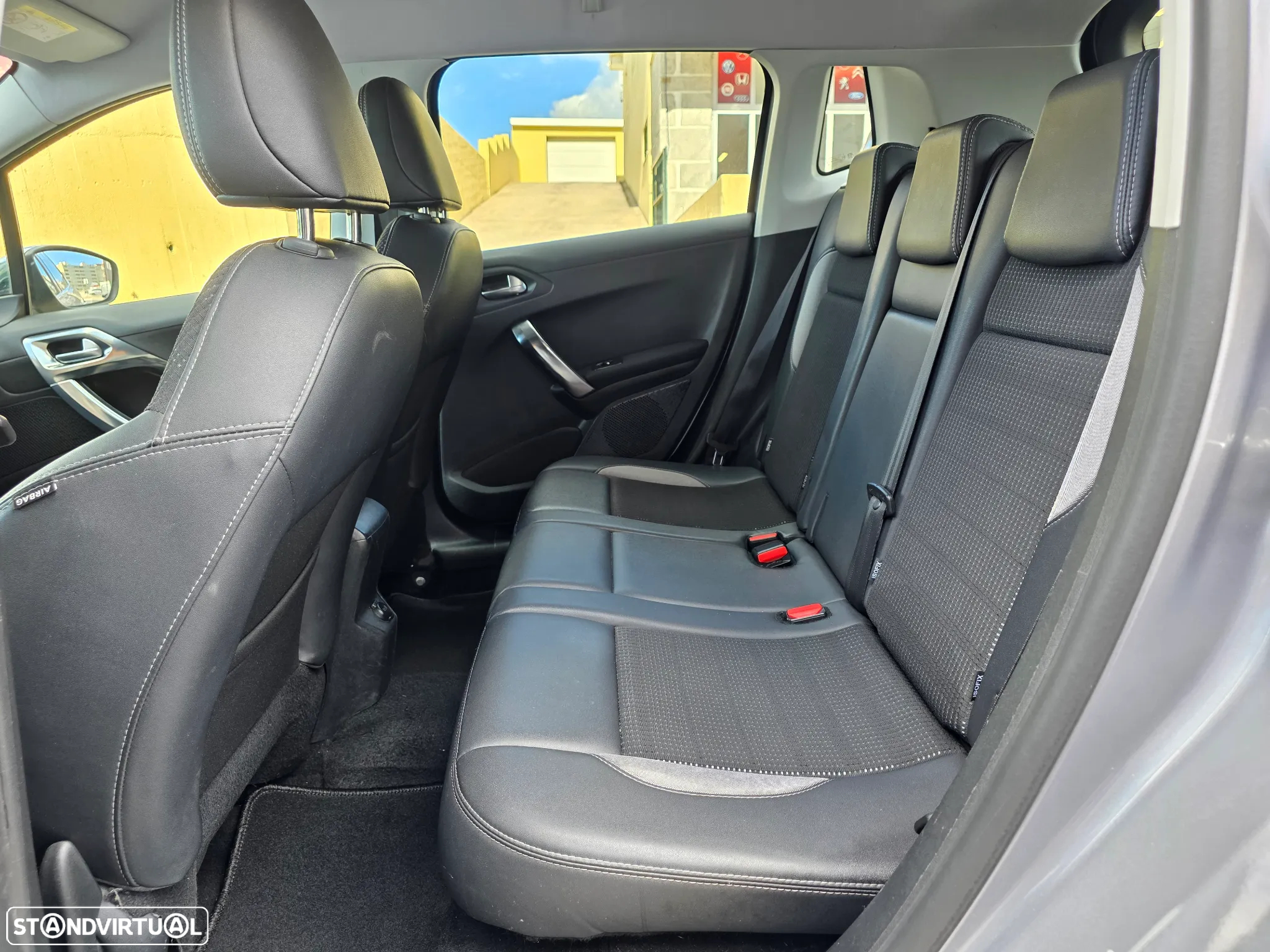 Peugeot 2008 1.4 HDi Allure - 14
