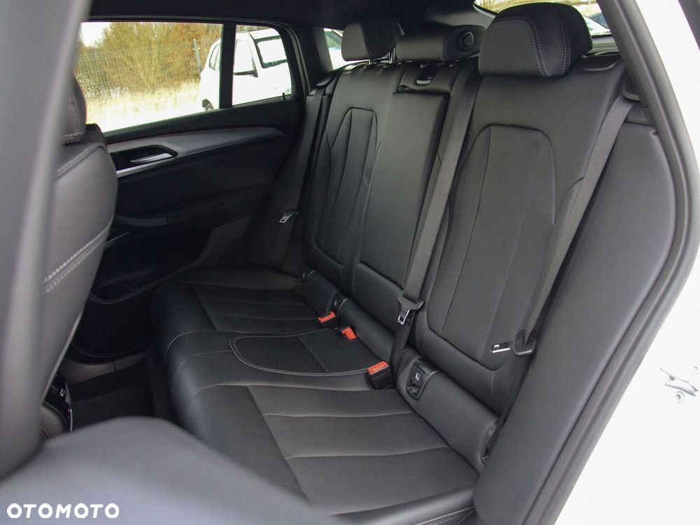 BMW X4 - 37