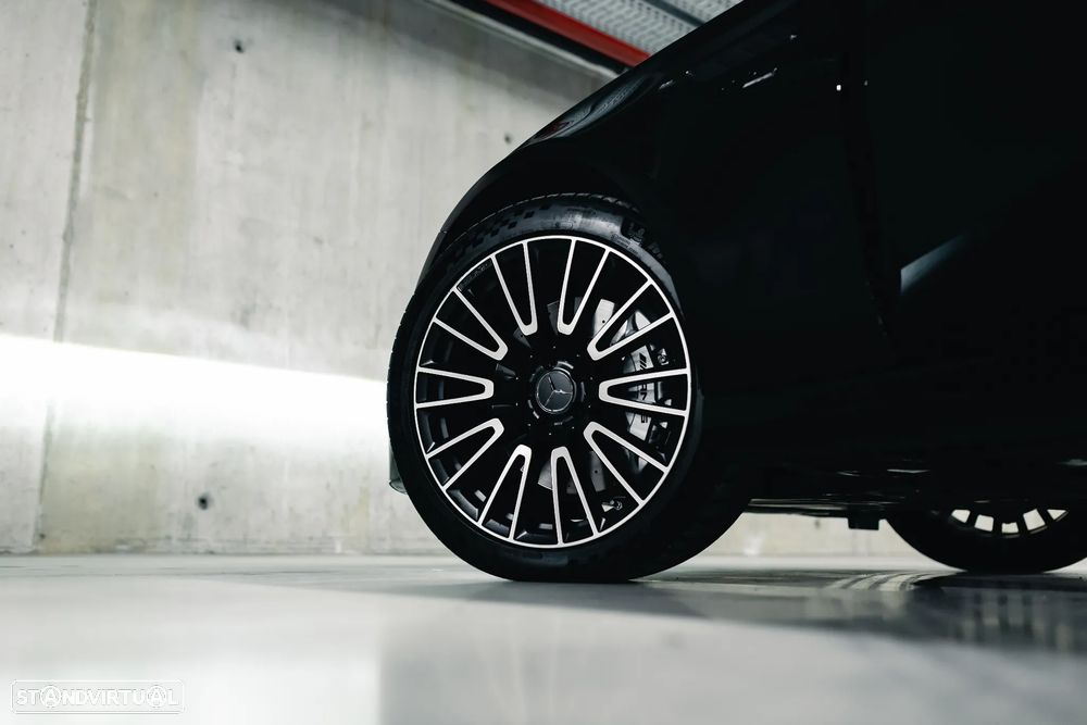 Mercedes-Benz E 53 AMG Hybrid 4Matic+ - 22