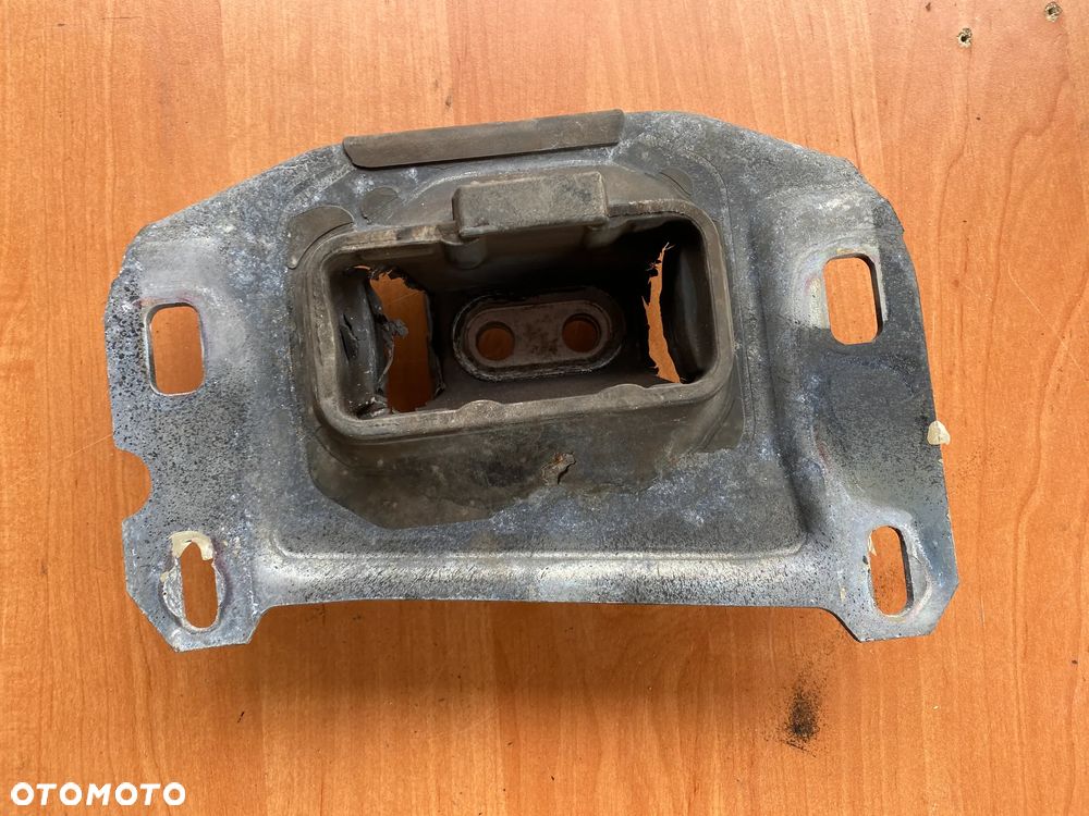 MOCOWANIE ŁAPA PODUSZKA SKRZYNI BIEGÓW PEUGEOT RIFTER 9673768480C - 3