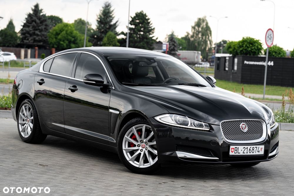 Jaguar XF 2.2 - 5