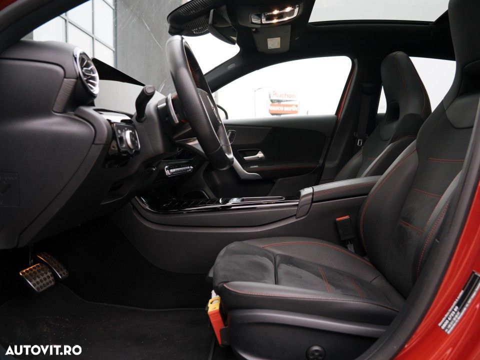 Mercedes-Benz A 250 - 11