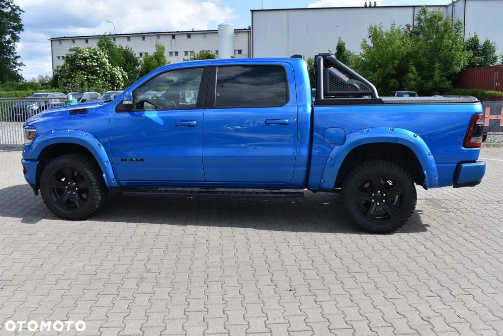 RAM 1500 Crew Cab Sport - 9