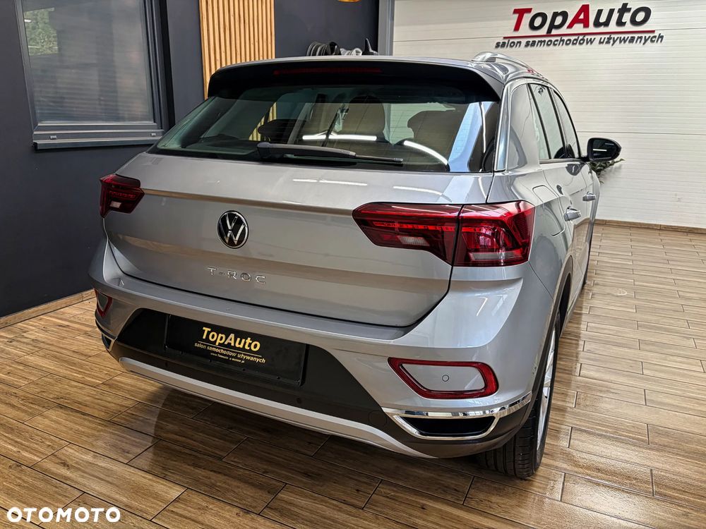 Volkswagen T-Roc - 8