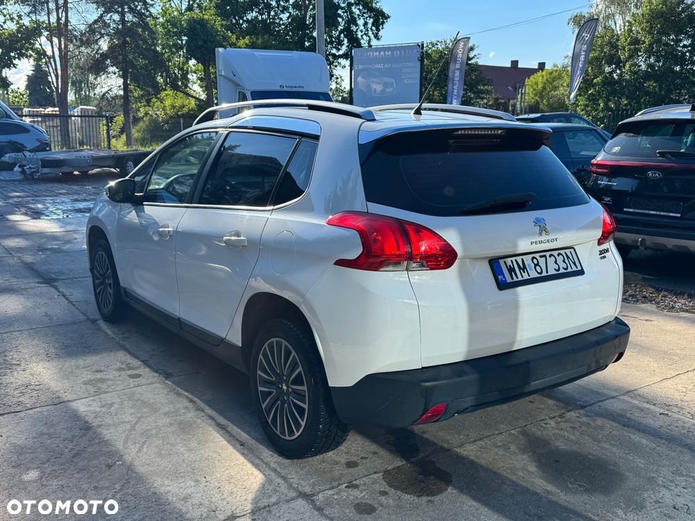 Peugeot 2008 - 6