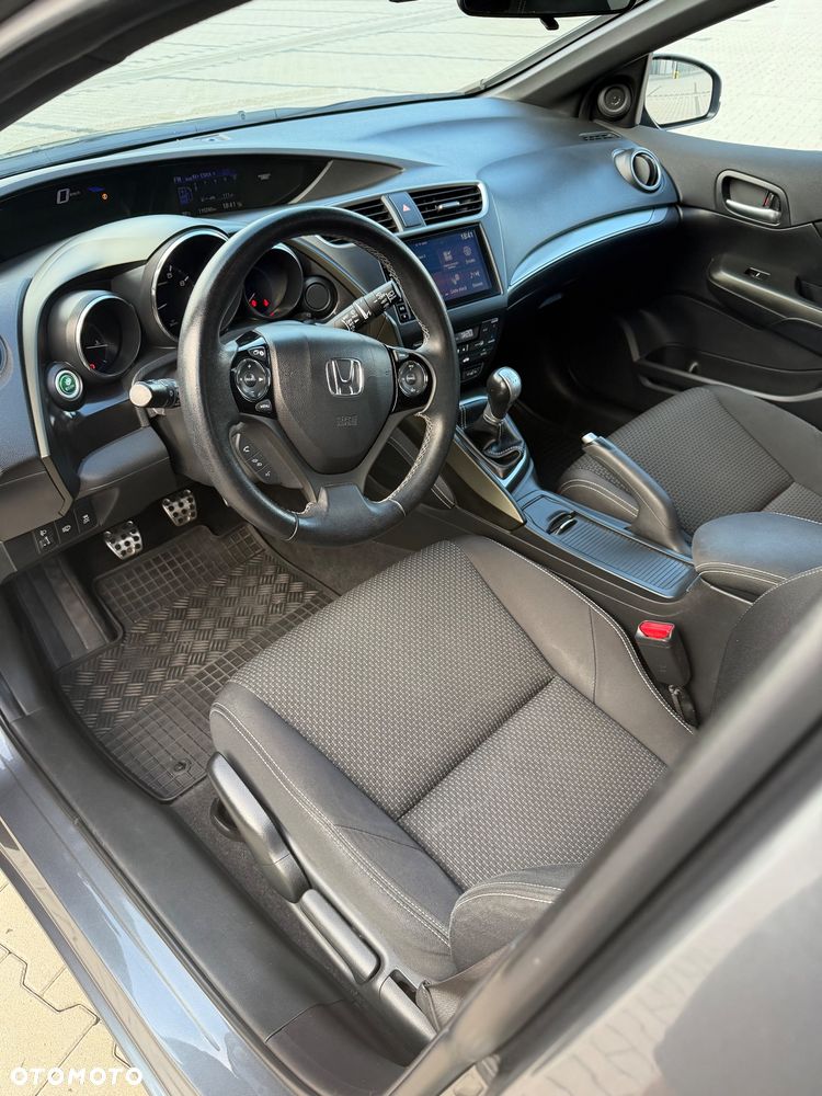 Honda Civic 1.8 Sport (Honda Connect+) - 12